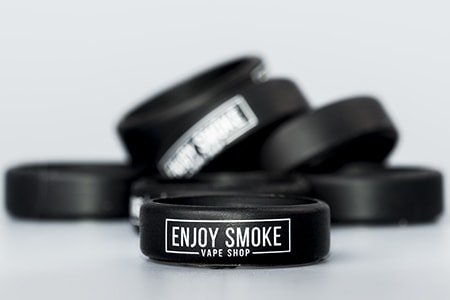Декоративне силиконове кільце Vape Band - Enjoy Smoke (чорне)