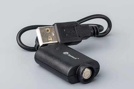 Зарядное устройство Joyetech от USB для серии моделей eGo