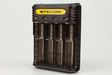 Зарядное устройство Nitecore Q4